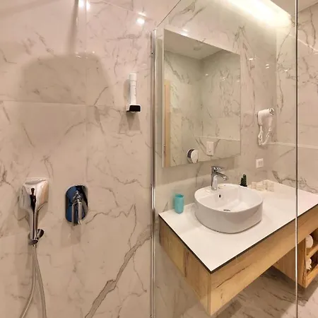 Szálloda Emerald 4*