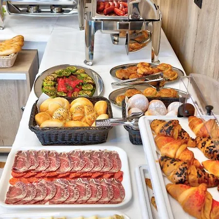 Szálloda Emerald 4*