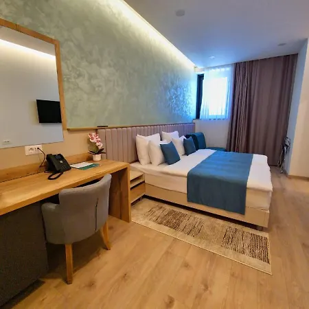 Szálloda Emerald 4*
