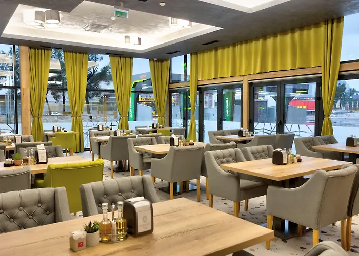 Hotel Emerald Gnojnice